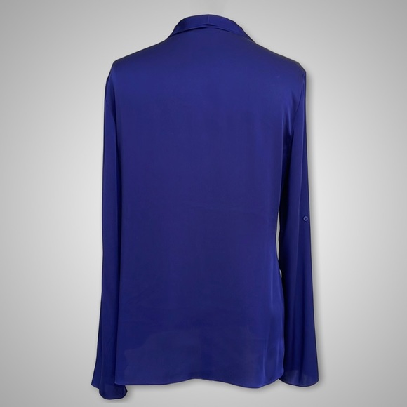 { Elie Tahari } - Silk Contour Shirt - Picture 2 of 4